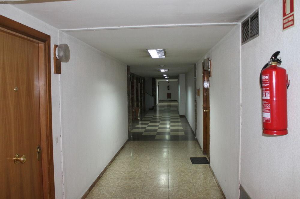 Apartamentos Rialto Madrid Esterno foto
