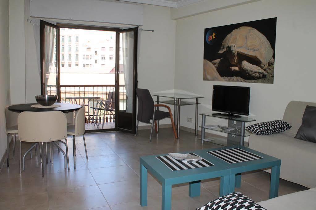 Apartamentos Rialto Madrid Esterno foto