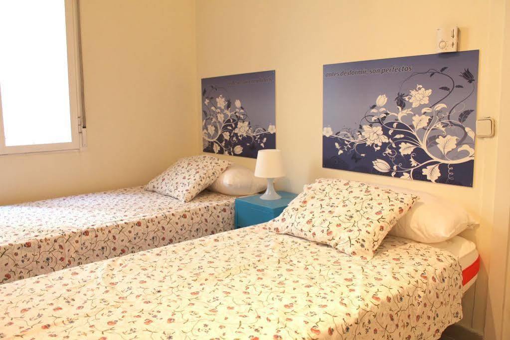 Apartamentos Rialto Madrid Esterno foto