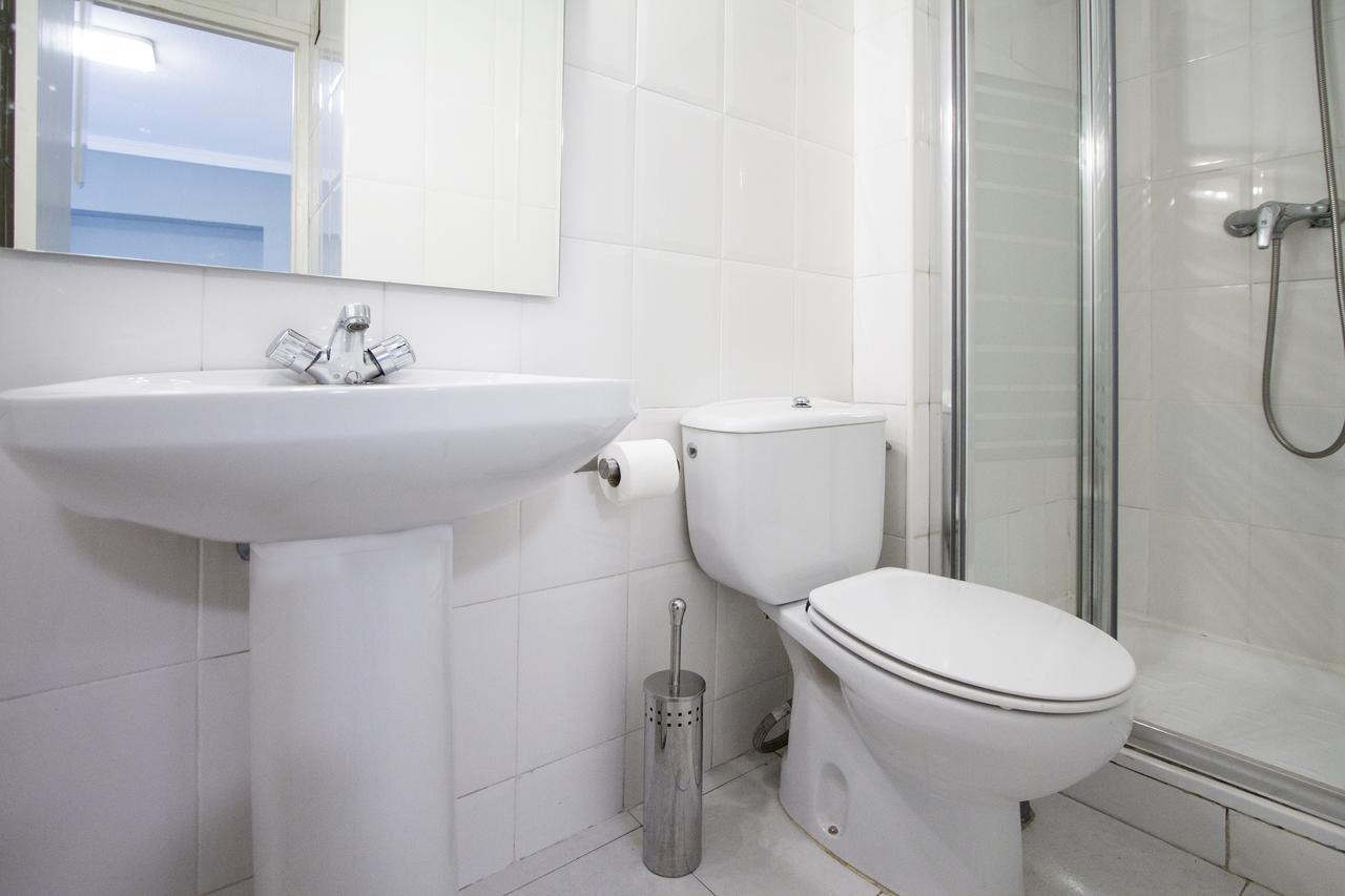 Apartamentos Rialto Madrid Esterno foto